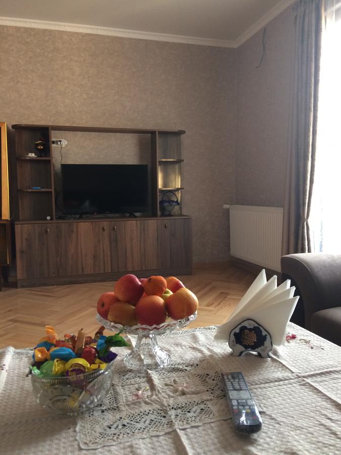 Vip Apartment At Gamrekeli Str 1 Tbilisi Exterior foto